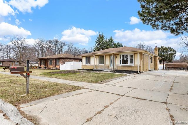 15680 Gulley Street, Taylor, MI 48180