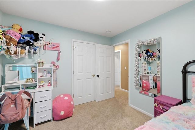 2304 NE SUMMERFIELD Drive, Blue Springs, MO 64029