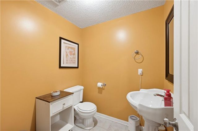 2304 NE SUMMERFIELD Drive, Blue Springs, MO 64029