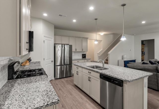 211 Shadybrook Drive, Summerville, SC 29486