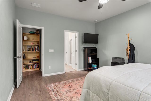211 Shadybrook Drive, Summerville, SC 29486