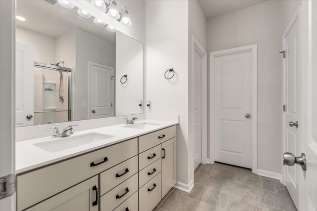 211 Shadybrook Drive, Summerville, SC 29486