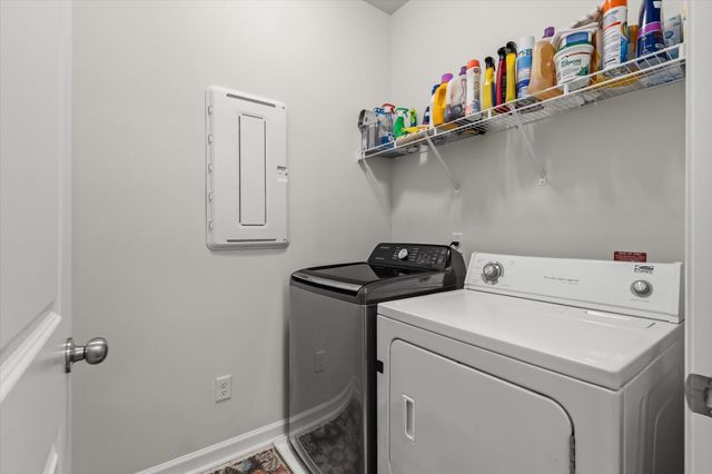 211 Shadybrook Drive, Summerville, SC 29486
