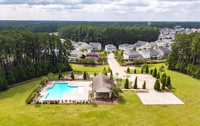 211 Shadybrook Drive, Summerville, SC 29486
