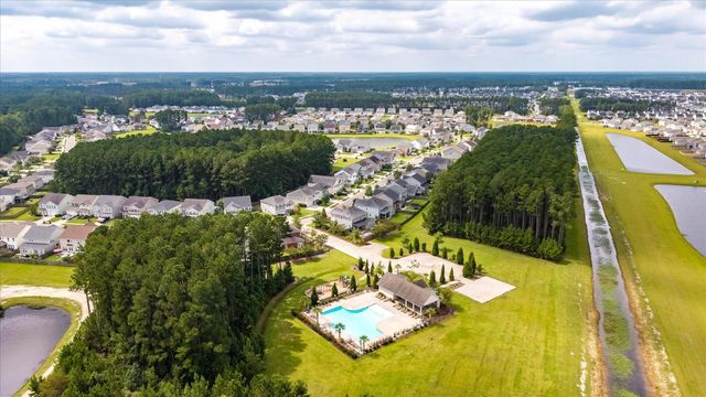 211 Shadybrook Drive, Summerville, SC 29486