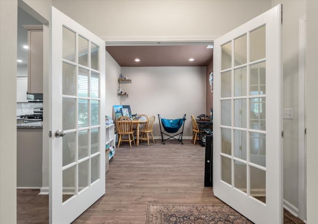 211 Shadybrook Drive, Summerville, SC 29486