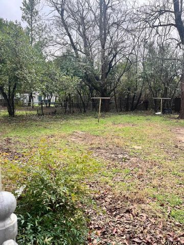 913 Crosby Street, Tyler, TX 75701