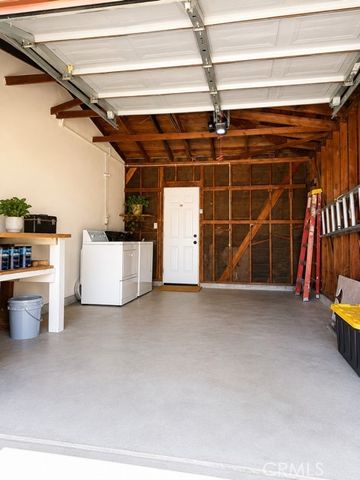 25421 Los Flores Drive, San Bernardino, CA 92404