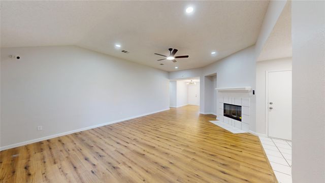1532 Marion Drive, Dallas, TX 75211