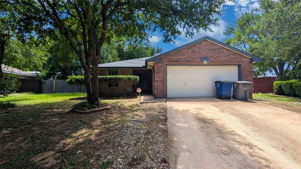 1532 Marion Drive, Dallas, TX 75211