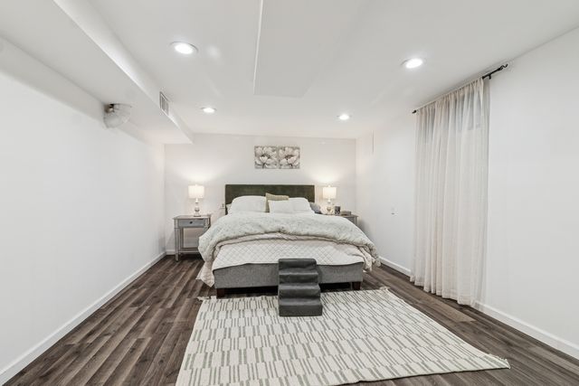 310 Oak Street, North Aurora, IL 60542