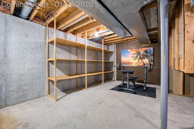 13659 Windmoor Drive, Green Oak Township, MI 48178