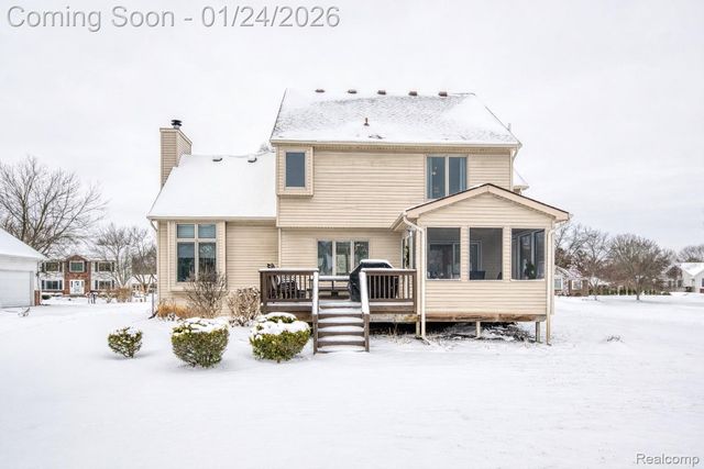 13659 Windmoor Drive, Green Oak Township, MI 48178