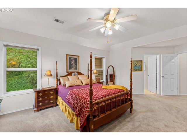 16623 Sw TIMBERLAND Dr, Beaverton, OR 97007