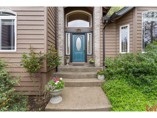 16623 Sw TIMBERLAND Dr, Beaverton, OR 97007