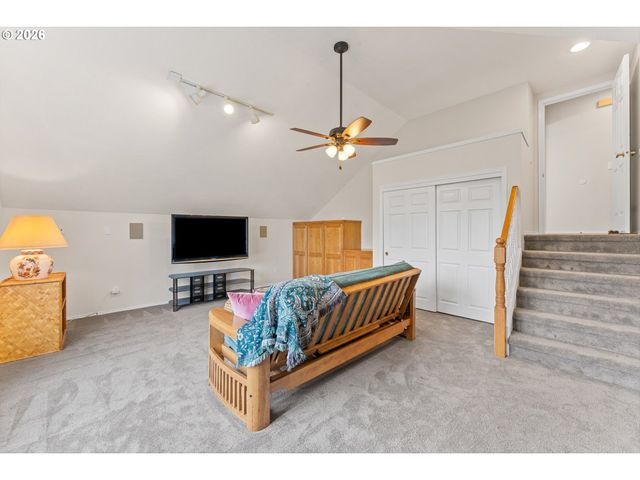 16623 Sw TIMBERLAND Dr, Beaverton, OR 97007