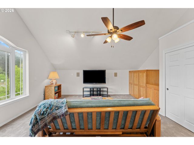 16623 Sw TIMBERLAND Dr, Beaverton, OR 97007