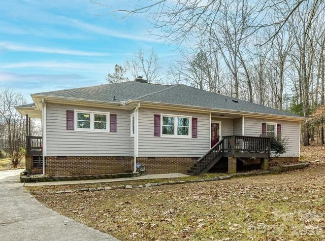 10803 Chestnut Hill Drive, Matthews, NC 28105