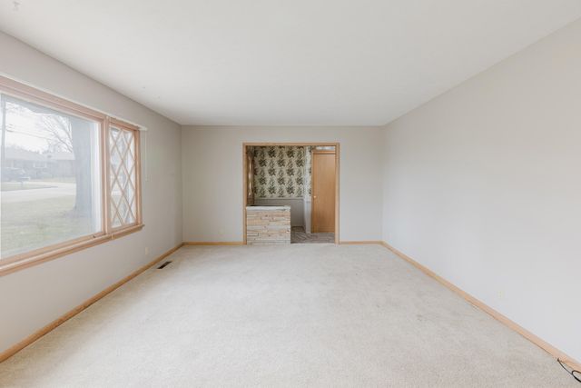 3333 N Delaware Avenue, Springfield, MO 65803