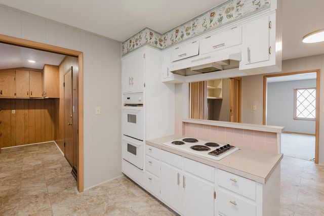 3333 N Delaware Avenue, Springfield, MO 65803