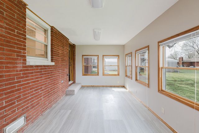 3333 N Delaware Avenue, Springfield, MO 65803