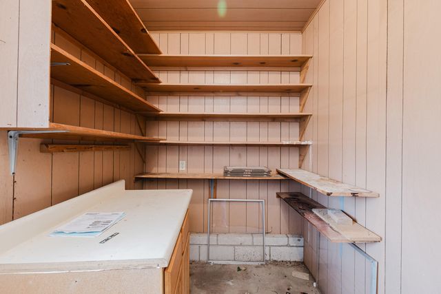 3333 N Delaware Avenue, Springfield, MO 65803