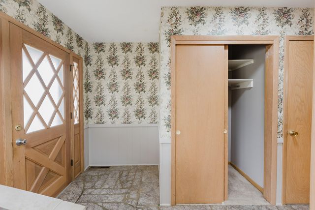 3333 N Delaware Avenue, Springfield, MO 65803