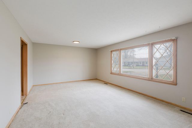 3333 N Delaware Avenue, Springfield, MO 65803