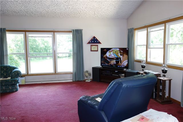 4943 Mayfair Road, Green, OH 44720