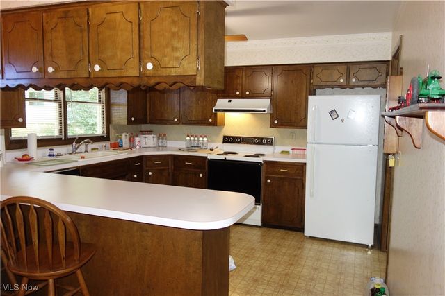 4943 Mayfair Road, Green, OH 44720