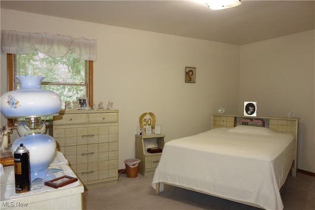 4943 Mayfair Road, Green, OH 44720