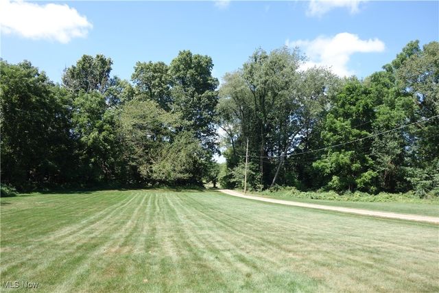 4943 Mayfair Road, Green, OH 44720