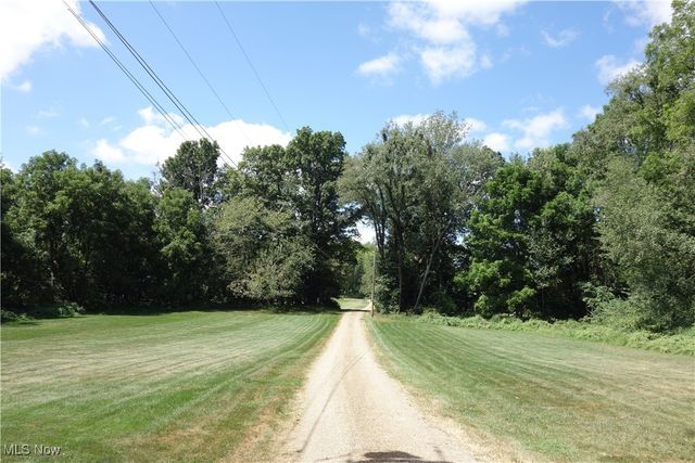 4943 Mayfair Road, Green, OH 44720