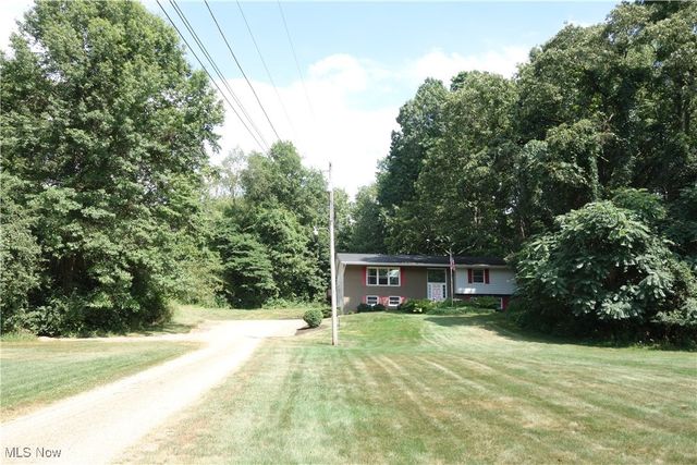 4943 Mayfair Road, Green, OH 44720