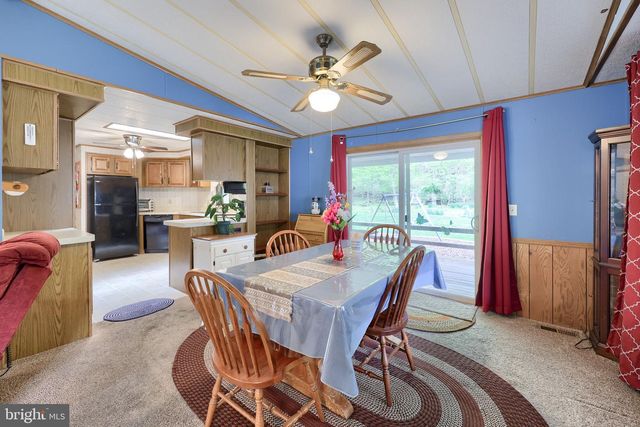 36 MAPLE AVE, Manheim, PA 17545