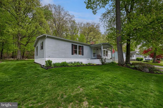 36 MAPLE AVE, Manheim, PA 17545