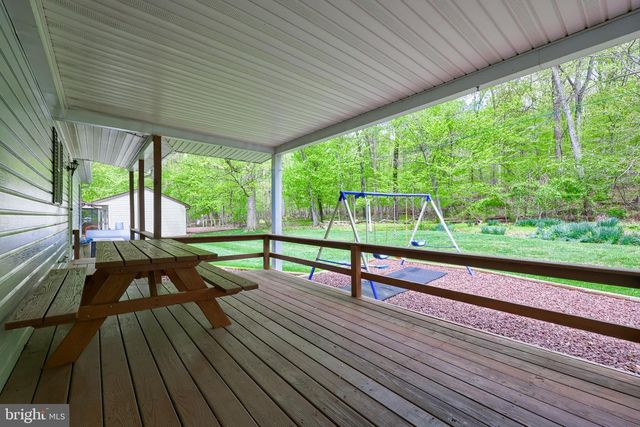 36 MAPLE AVE, Manheim, PA 17545