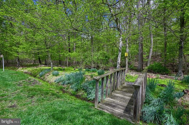36 MAPLE AVE, Manheim, PA 17545