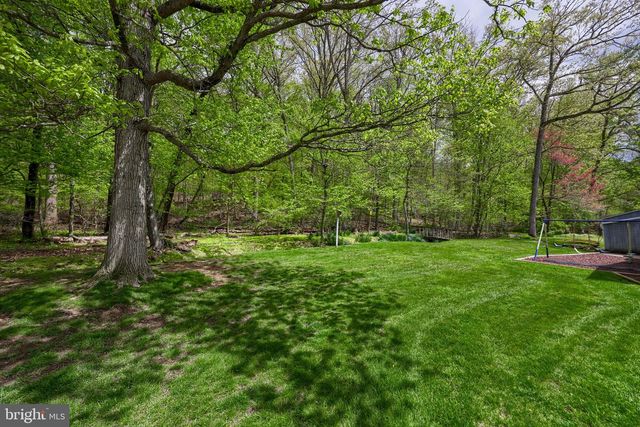 36 MAPLE AVE, Manheim, PA 17545