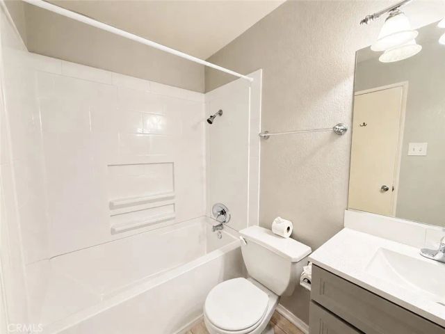 10655 Lemon Avenue 202, Rancho Cucamonga, CA 91737