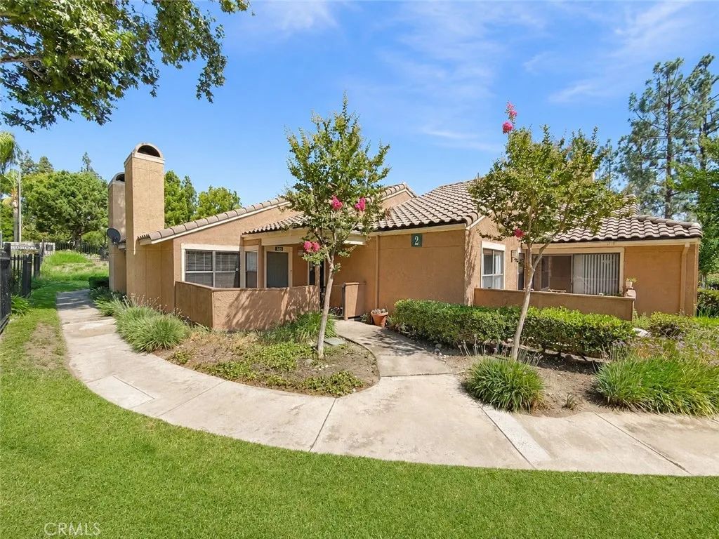 10655 Lemon Avenue 202, Rancho Cucamonga, CA 91737