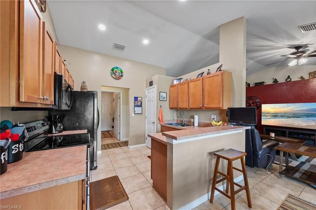 23 NW 29th AVE, Cape Coral, FL 33993