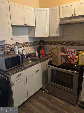 3105 W DIAMOND ST, Philadelphia, PA 19121