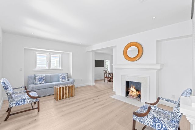 313 Vallette Way Way, West Palm Beach, FL 33401