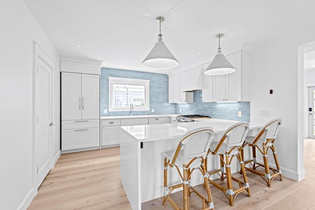 313 Vallette Way Way, West Palm Beach, FL 33401