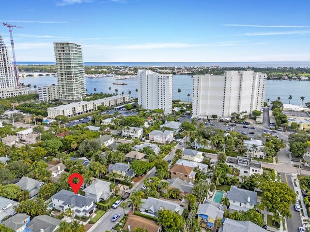 313 Vallette Way Way, West Palm Beach, FL 33401