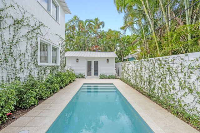 313 Vallette Way Way, West Palm Beach, FL 33401