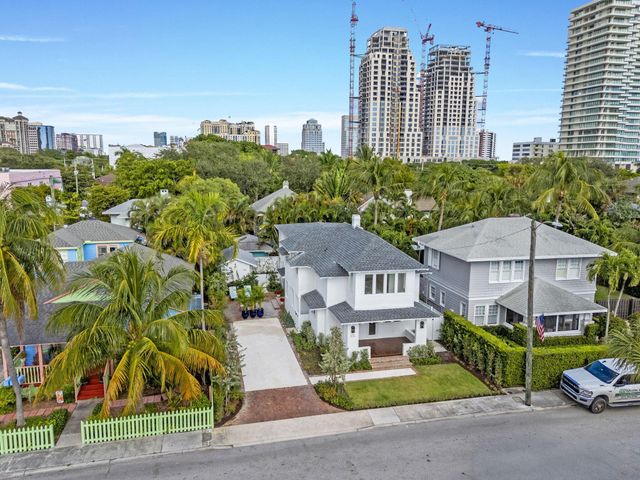 313 Vallette Way Way, West Palm Beach, FL 33401