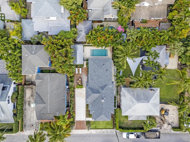 313 Vallette Way Way, West Palm Beach, FL 33401