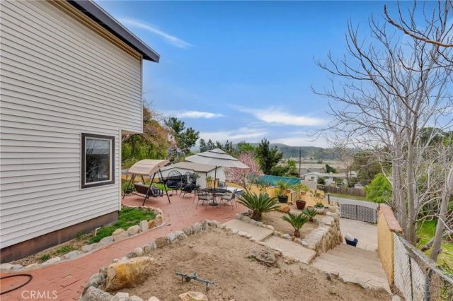 9707 Foothill, Sylmar, CA 91342